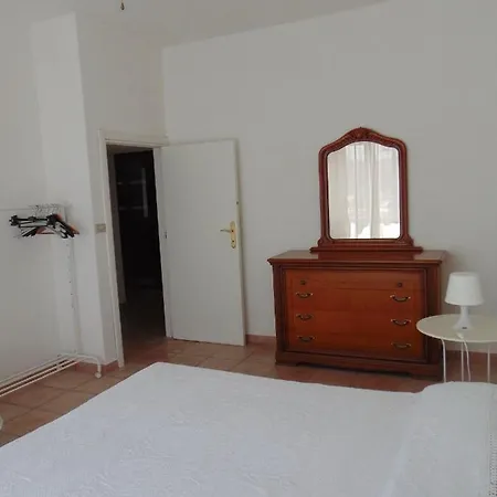 S241 - Sirolo, Bilocale Completamente Ristrutturato Apartmán *